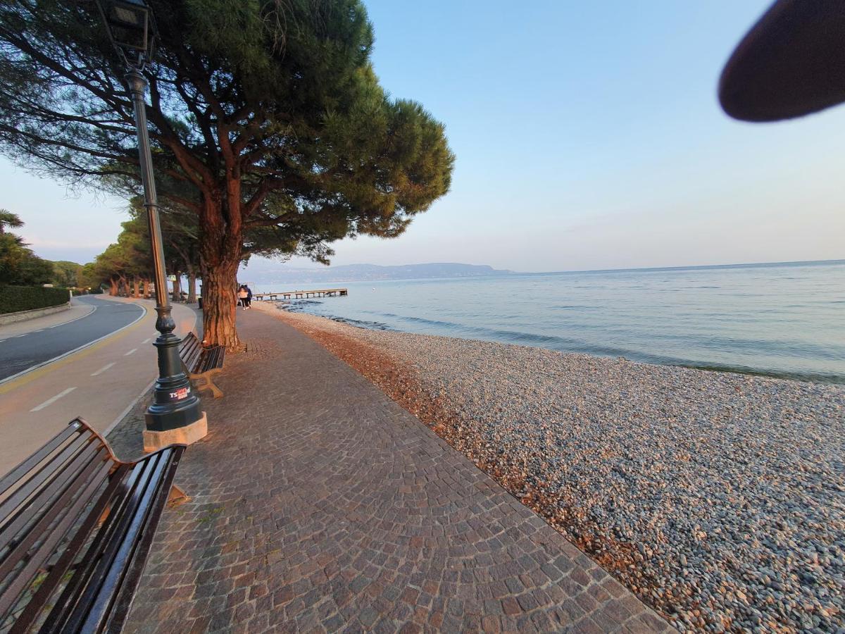 Appartamento Lido 'With Parking Space Included' Toscolano-Maderno Exterior foto