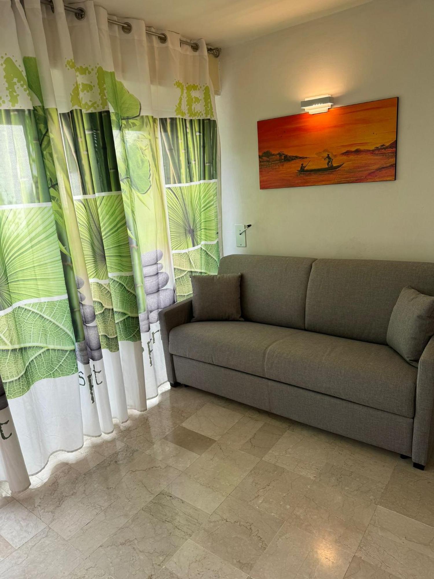 Appartamento Lido 'With Parking Space Included' Toscolano-Maderno Exterior foto