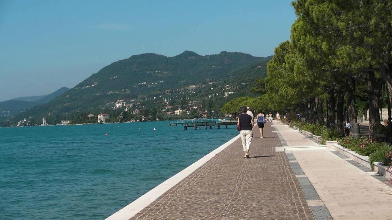 Appartamento Lido 'With Parking Space Included' Toscolano-Maderno Exterior foto