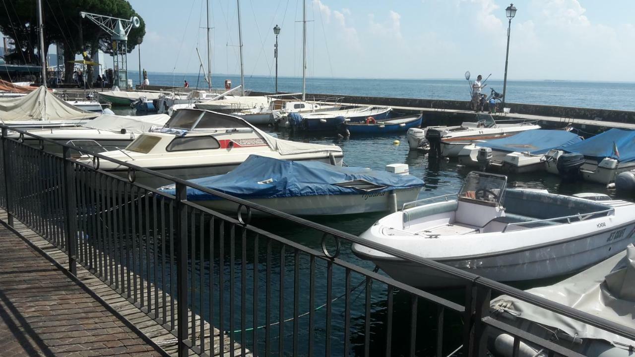 Appartamento Lido 'With Parking Space Included' Toscolano-Maderno Exterior foto