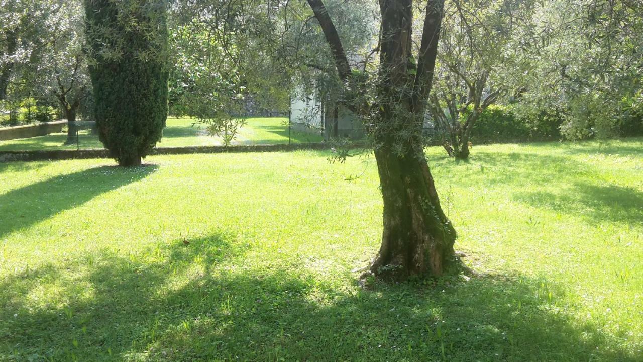 Appartamento Lido 'With Parking Space Included' Toscolano-Maderno Exterior foto