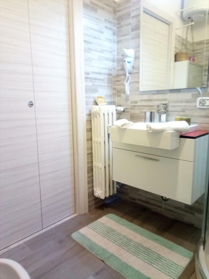 Appartamento Lido 'With Parking Space Included' Toscolano-Maderno Exterior foto